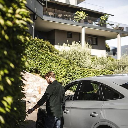 Vinea - Suites Tirolo Bagian luar foto