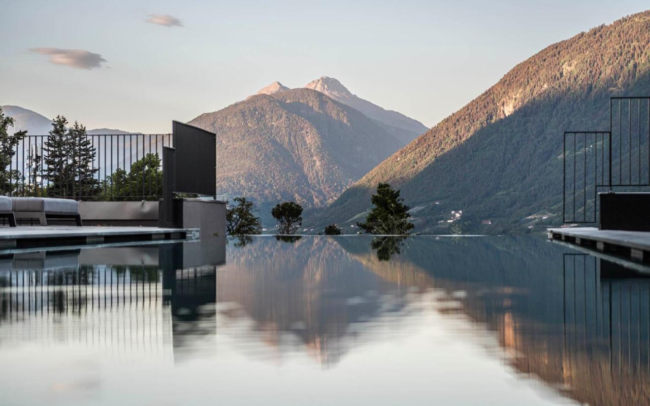 Vinea - Suites Tirolo Bagian luar foto