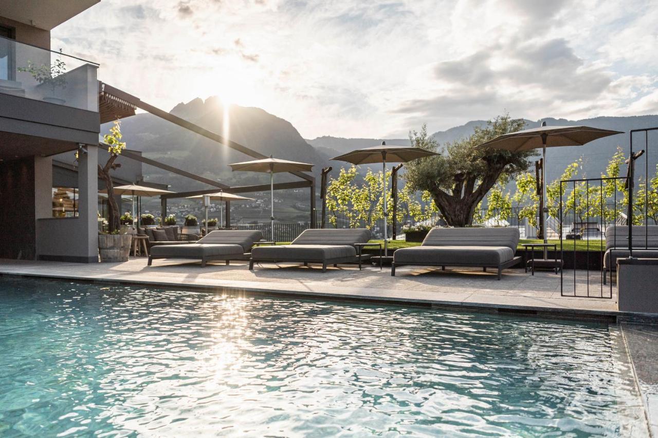 Vinea - Suites Tirolo Bagian luar foto