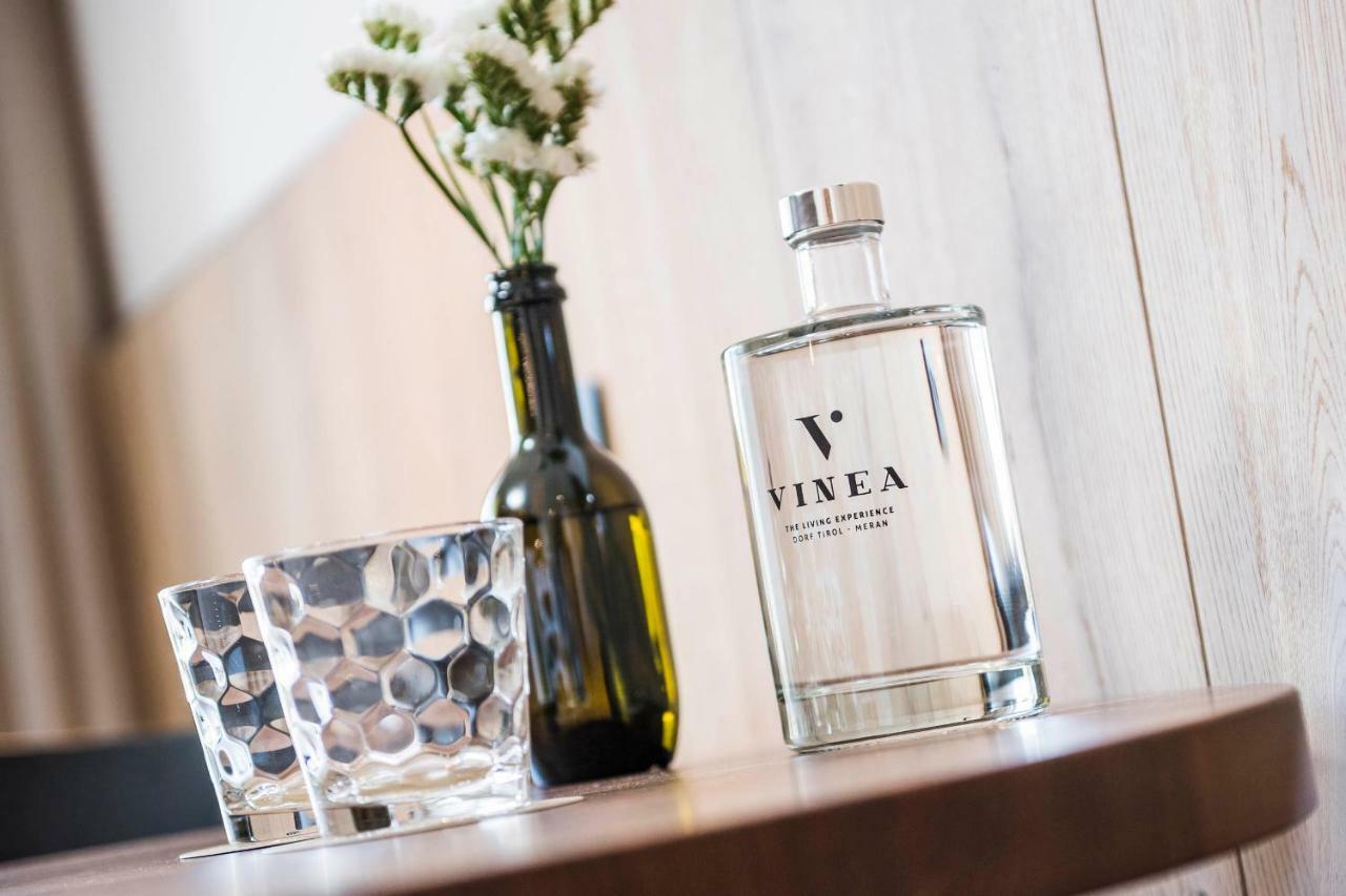 Vinea - Suites Tirolo Bagian luar foto